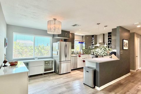 Casa en venta en Fort Lauderdale, Florida, 3 dormitorios, 158.21 m2 № 2187440 - foto 16