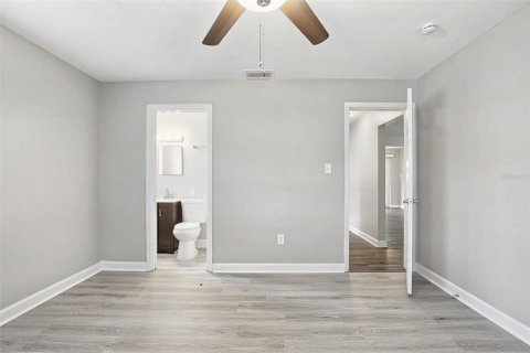 Villa ou maison à vendre à Clearwater, Floride: 2 chambres, 100.8 m2 № 2430632 - photo 18