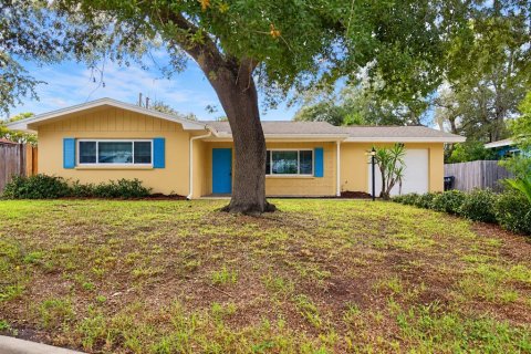 Villa ou maison à Clearwater, Floride 2 chambres, 100.8 m2 № 2430632