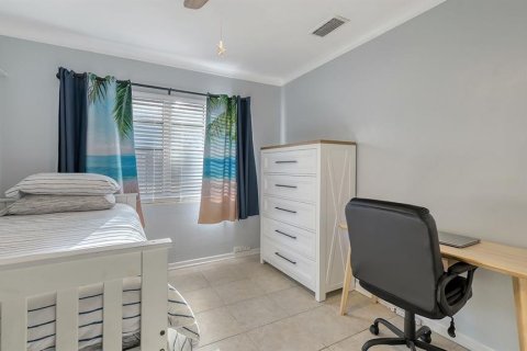 House in Sarasota, Florida 3 bedrooms, 151.06 sq.m. № 1837313 - photo 19