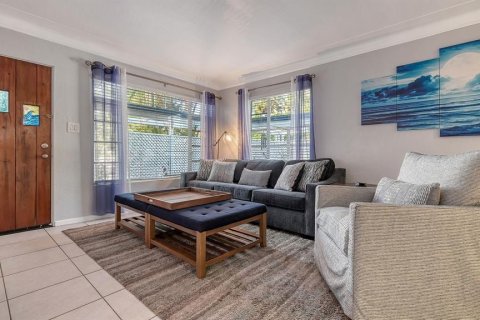 House in Sarasota, Florida 3 bedrooms, 151.06 sq.m. № 1837313 - photo 6