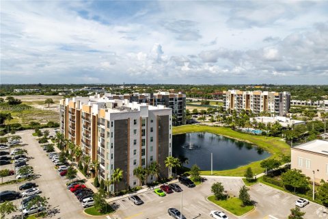 Appartement à louer à Miami Gardens, Floride: 2 chambres, 102.47 m2 № 1892470 - photo 13