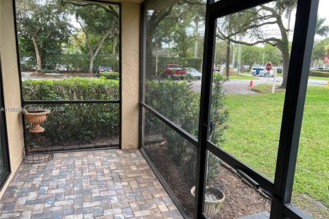 Купить кондоминиум в Плантация, Флорида 2 спальни, 127.28м2, № 2025474 - фото 6