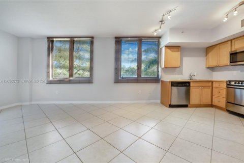 Condominio en Miami, Florida, 1 dormitorio  № 2086576