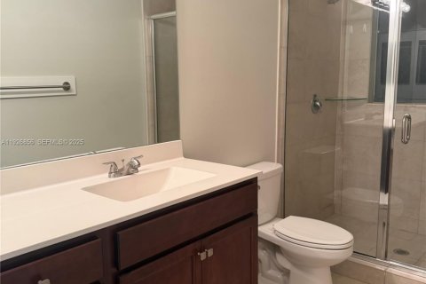 Снять в аренду таунхаус в Хайалиа, Флорида 3 спальни, № 1985923 - фото 7