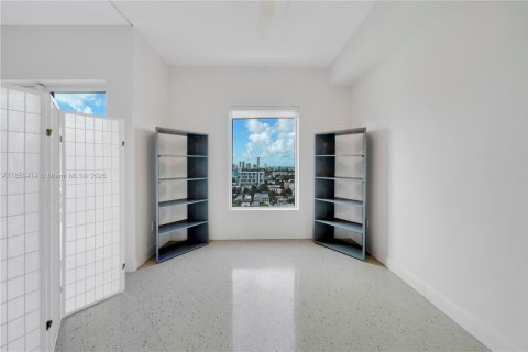 Condominio en venta en Miami, Florida, 2 dormitorios, 93.74 m2 № 1890024 - foto 13