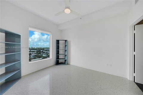 Condominio en venta en Miami, Florida, 2 dormitorios, 93.74 m2 № 1890024 - foto 14