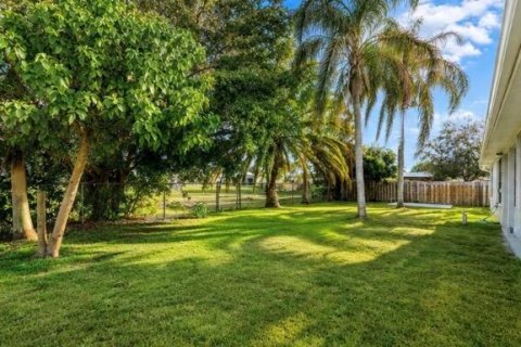 Casa en venta en Port St. Lucie, Florida, 3 dormitorios, 189.33 m2 № 2177099 - foto 10