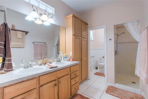Casa en venta en Orlando, Florida, 4 dormitorios, 169.64 m2 № 2110486 - foto 17