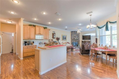 Casa en venta en Orlando, Florida, 4 dormitorios, 169.64 m2 № 2110486 - foto 13