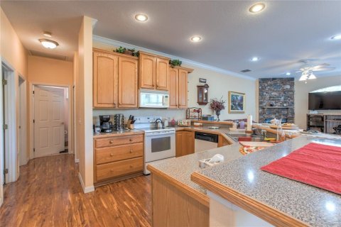 Casa en venta en Orlando, Florida, 4 dormitorios, 169.64 m2 № 2110486 - foto 12