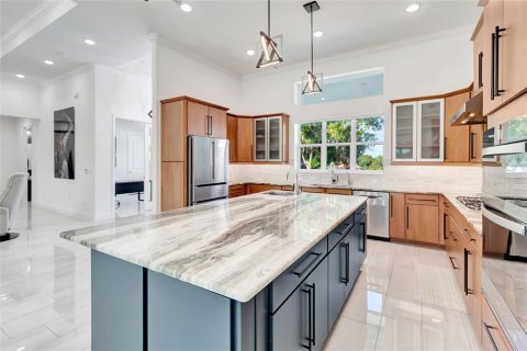 Купить виллу или дом в Клермон, Флорида 8 комнат, 336.03м2, № 2422781 - фото 19