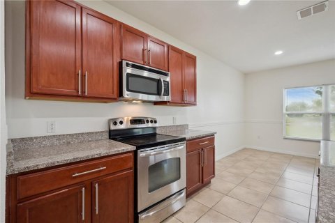 Villa ou maison à vendre à Kissimmee, Floride: 3 chambres, 171.31 m2 № 2405646 - photo 14