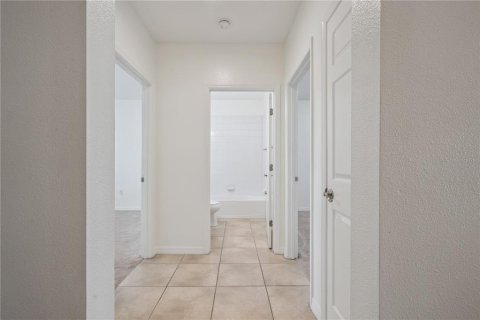 Villa ou maison à vendre à Kissimmee, Floride: 3 chambres, 171.31 m2 № 2405646 - photo 4
