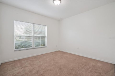 Villa ou maison à vendre à Kissimmee, Floride: 3 chambres, 171.31 m2 № 2405646 - photo 20