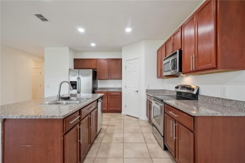 Villa ou maison à vendre à Kissimmee, Floride: 3 chambres, 171.31 m2 № 2405646 - photo 13