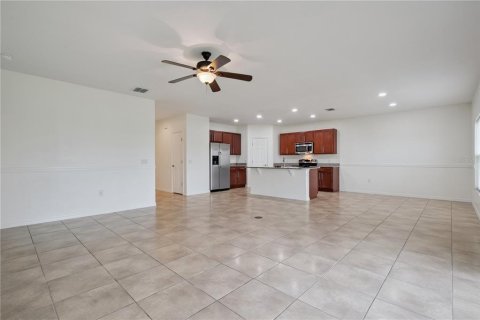 Villa ou maison à vendre à Kissimmee, Floride: 3 chambres, 171.31 m2 № 2405646 - photo 9