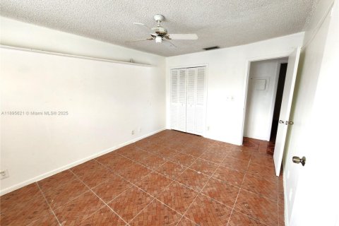 Купить кондоминиум в Помпано-Бич, Флорида 2 спальни, 79.43м2, № 1947258 - фото 20