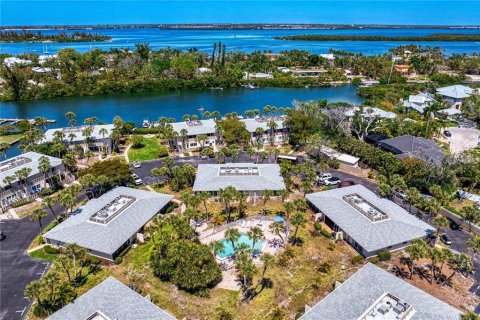 Condo in Longboat Key, Florida, 1 bedroom № 2233870 - photo 7