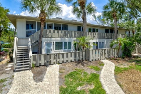 Condo in Longboat Key, Florida, 1 bedroom № 2233870 - photo 22