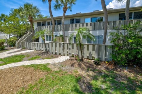 Condo in Longboat Key, Florida, 1 bedroom № 2233870 - photo 8