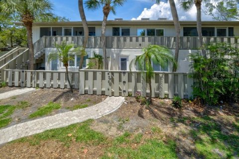 Condo in Longboat Key, Florida, 1 bedroom № 2233870 - photo 4