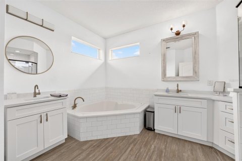 Villa ou maison à vendre à Ocala, Floride: 4 chambres, 214.88 m2 № 2398362 - photo 16