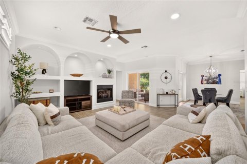 Villa ou maison à vendre à Ocala, Floride: 4 chambres, 214.88 m2 № 2398362 - photo 9