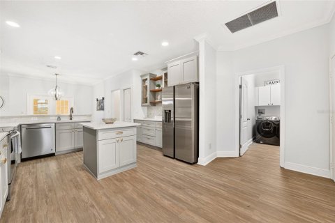 Villa ou maison à vendre à Ocala, Floride: 4 chambres, 214.88 m2 № 2398362 - photo 14