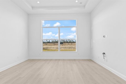House in Port St. Lucie, Florida 3 bedrooms, 240.25 sq.m. № 2430149 - photo 18