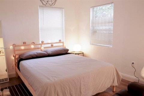 Apartment in Miami, Florida 2 bedrooms, 55.74 sq.m. № 2243327 - photo 19