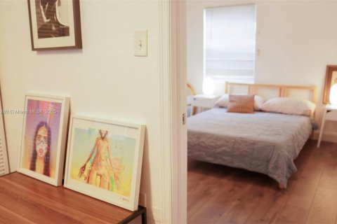 Apartment in Miami, Florida 2 bedrooms, 55.74 sq.m. № 2243327 - photo 2