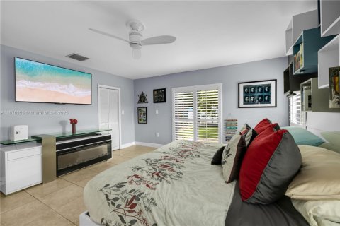 Villa ou maison à vendre à Miami, Floride: 4 chambres, 297.47 m2 № 1929218 - photo 4