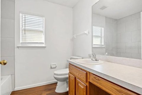House in Jacksonville, Florida 3 bedrooms, 195.09 sq.m. № 2213006 - photo 13