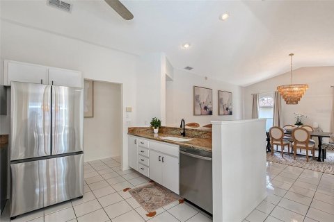 House in Sarasota, Florida 3 bedrooms, 220.09 sq.m. № 1750903 - photo 14