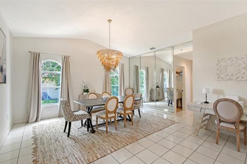 House in Sarasota, Florida 3 bedrooms, 220.09 sq.m. № 1750903 - photo 8