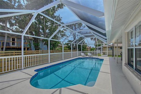 House in Sarasota, Florida 3 bedrooms, 220.09 sq.m. № 1750903 - photo 26