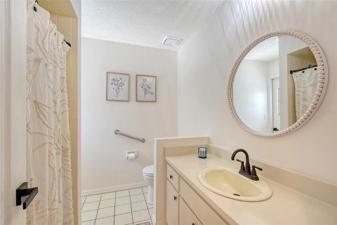 House in Sarasota, Florida 3 bedrooms, 220.09 sq.m. № 1750903 - photo 21