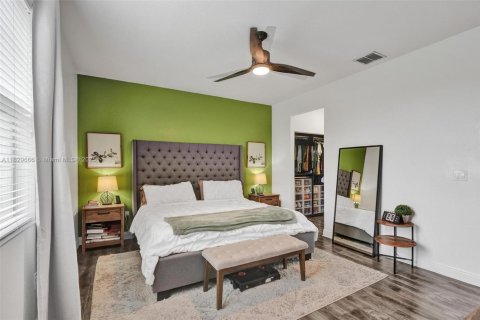 Townhouse in Miramar, Florida 3 bedrooms, 185.8 sq.m. № 1802719 - photo 27