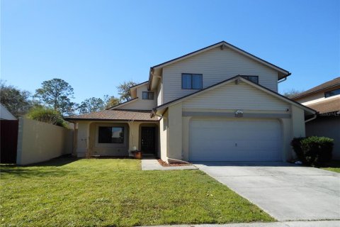 Casa en venta en Tampa, Florida, 4 dormitorios, 178.19 m2 № 1843403 - foto 1