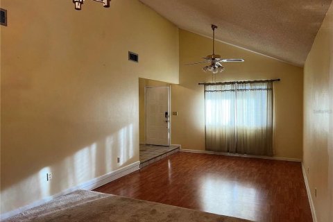 Casa en venta en Tampa, Florida, 4 dormitorios, 178.19 m2 № 1843403 - foto 12