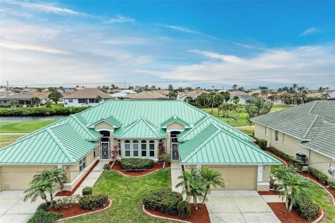 Casa en venta en Punta Gorda, Florida, 3 dormitorios, 170.29 m2 № 1559782 - foto 1