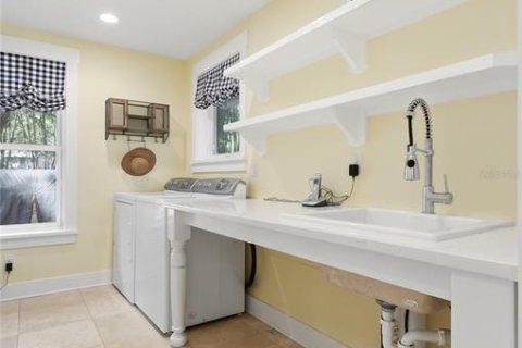 Купить виллу или дом в Сан Матео, Флорида 7 комнат, 510.96м2, № 2222905 - фото 18