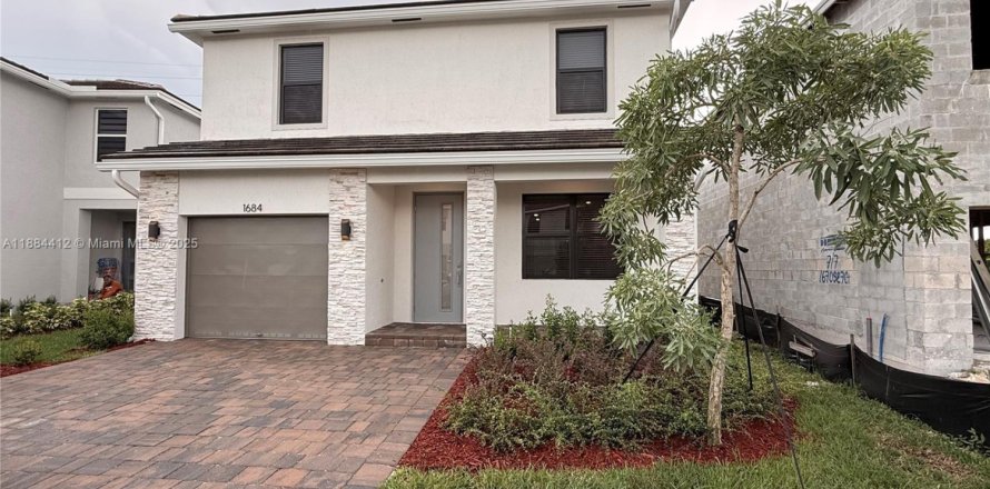 Casa en Homestead, Florida 4 dormitorios, 193.7 m2 № 1931064