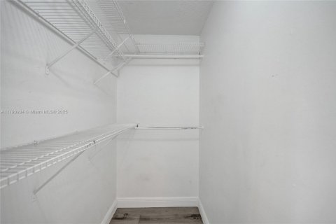 Купить таунхаус в Лодерхилл, Флорида 2 спальни, 94.76м2, № 1739012 - фото 25