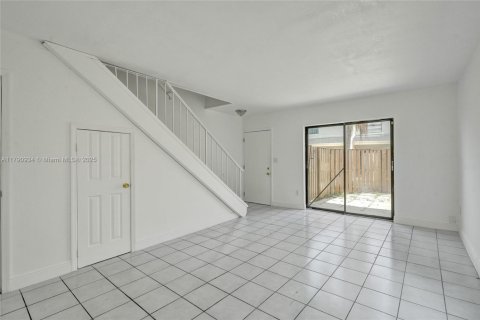 Купить таунхаус в Лодерхилл, Флорида 2 спальни, 94.76м2, № 1739012 - фото 7