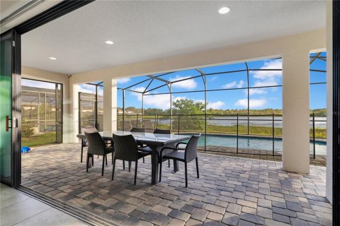 Villa ou maison à vendre à Haines City, Floride: 4 chambres, 223.34 m2 № 2112891 - photo 24