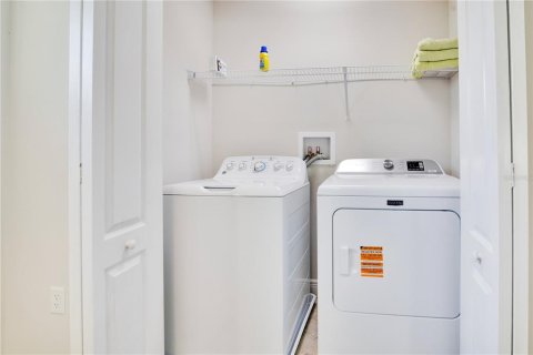 Villa ou maison à vendre à Haines City, Floride: 4 chambres, 223.34 m2 № 2112891 - photo 22