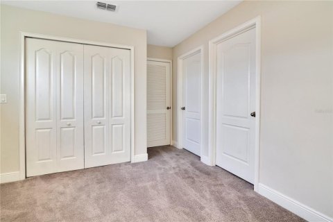 Villa ou maison à vendre à Haines City, Floride: 4 chambres, 223.34 m2 № 2112891 - photo 15