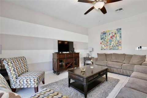 House in STOREY LAKE in Kissimmee, Florida 6 bedrooms, 305.74 sq.m. № 1873358 - photo 16